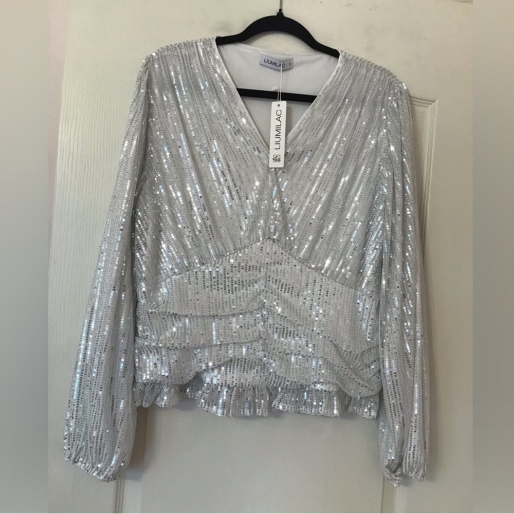 🔖 Lumilac Women's Silver Sequin Top